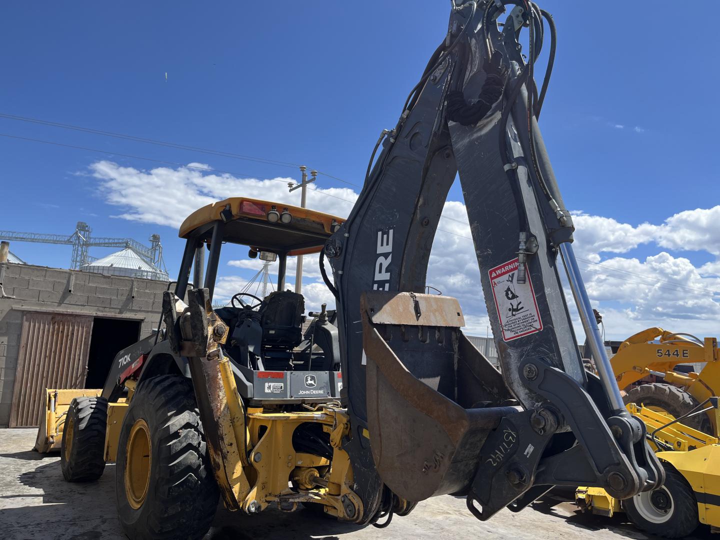 ./imagenes/INVOICE/2019/18265/RETRO JOHN DEERE 710K (21).JPG